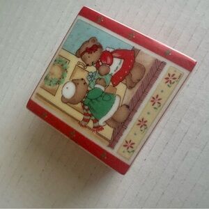 Teddi Holiday Decor Trinket Box